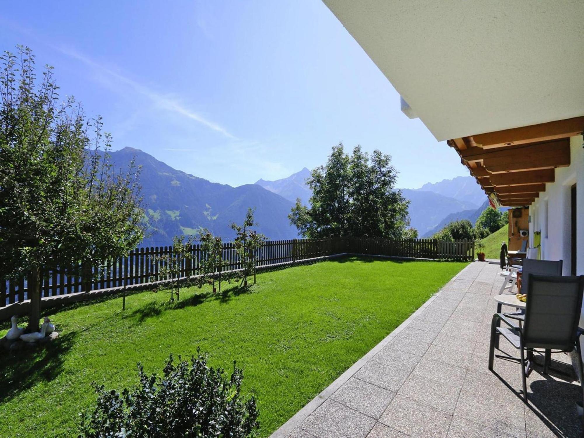 Apartment In Hippach Im Zillertal In The Mountains Muhlen  Exterior photo